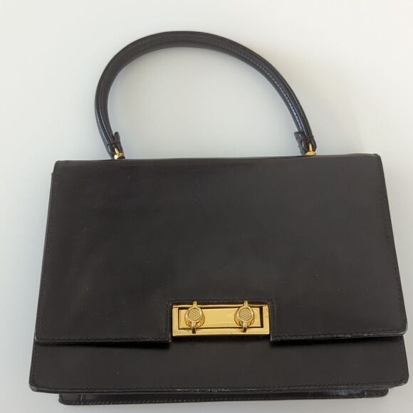 Vintage Retro Leather Handbag with Gold Lock and Red Interior - Picture 10 of 10